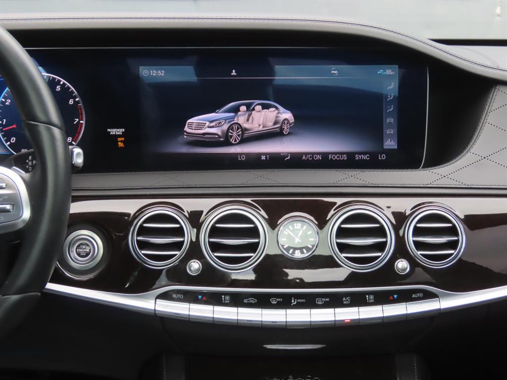 Mercedes-Benz S-Class — photo 12