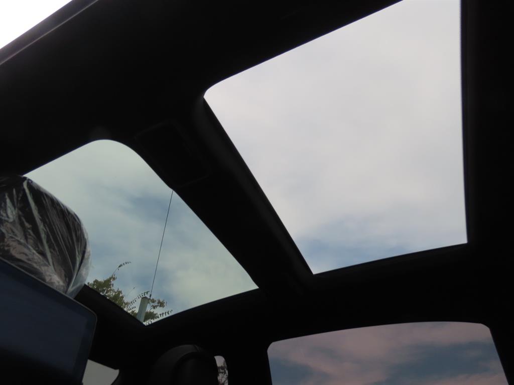 Mercedes-Benz S-Class — photo 17