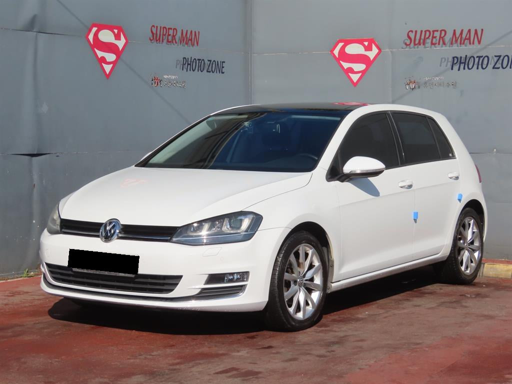 Volkswagen Golf — photo 01