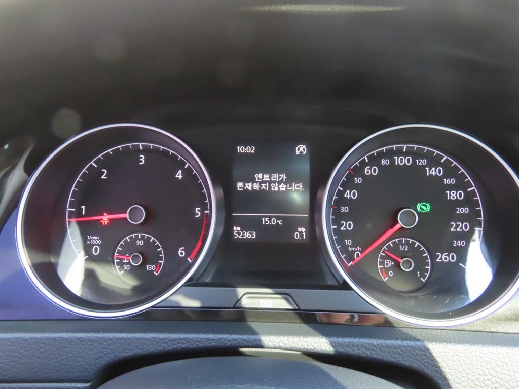 Volkswagen Golf — photo 08