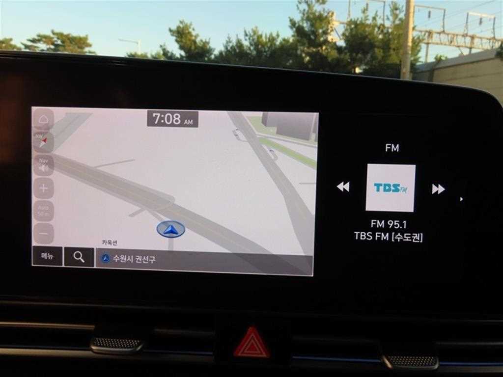 Hyundai Avante — photo 13