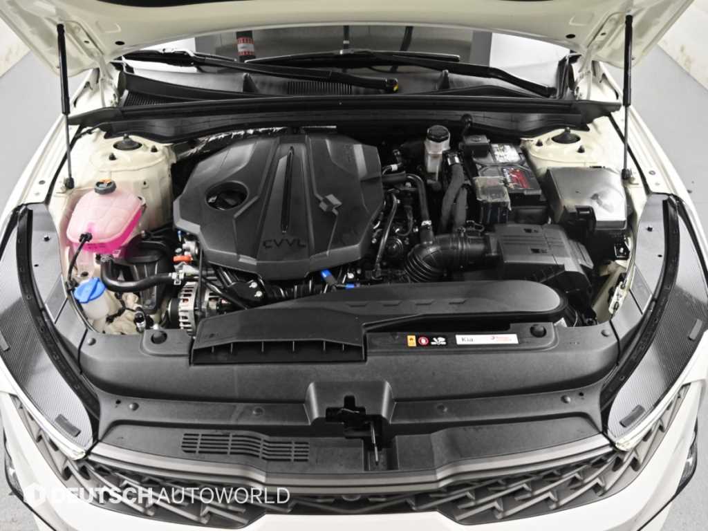 Kia K5 — photo 06