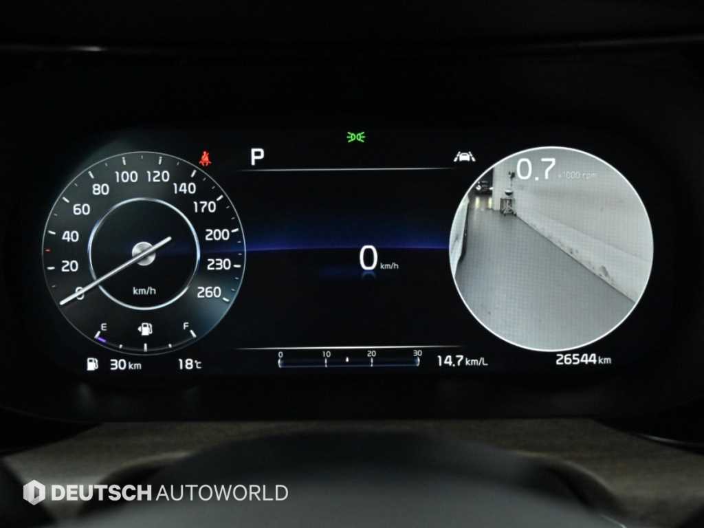 Kia K5 — photo 08