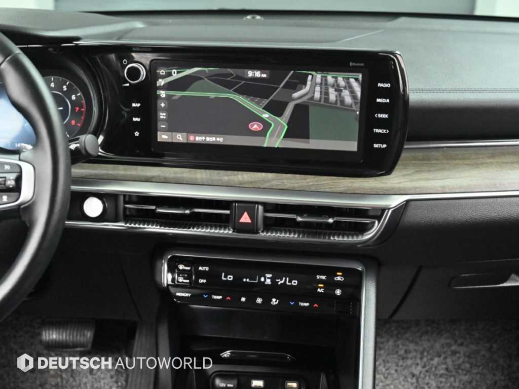 Kia K5 — photo 14