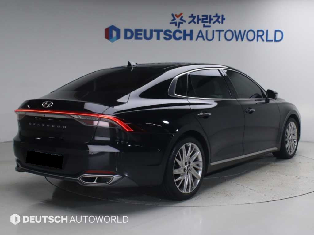 Hyundai Grandeur — photo 02