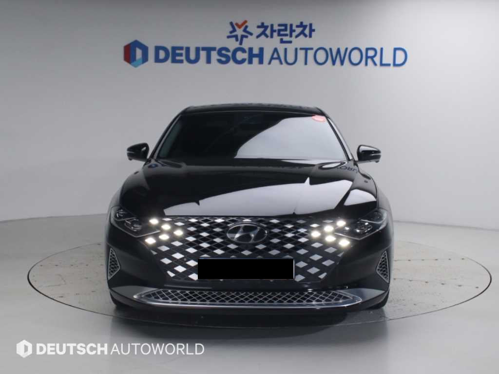 Hyundai Grandeur — photo 03