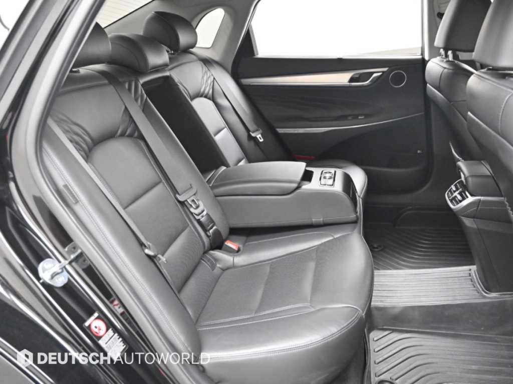 Hyundai Grandeur — photo 12