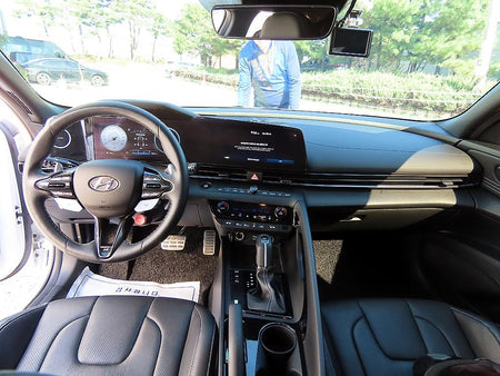 Hyundai Avante — photo 07