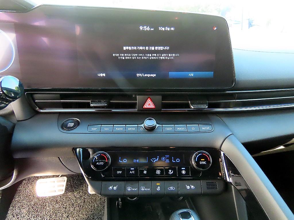 Hyundai Avante — photo 13