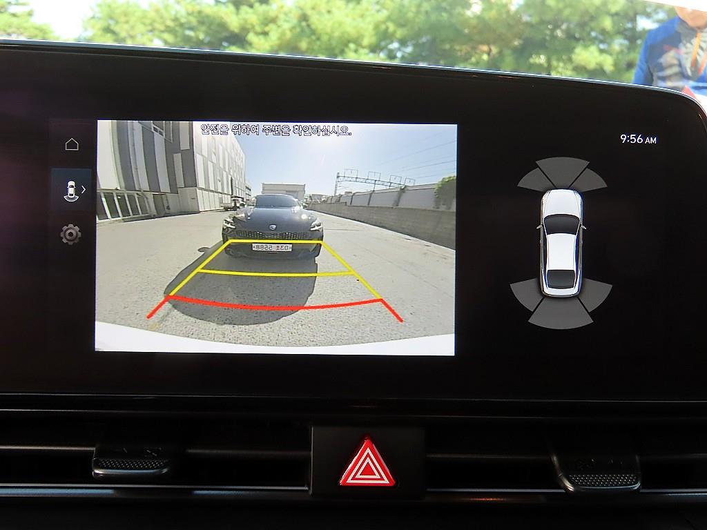 Hyundai Avante — photo 15