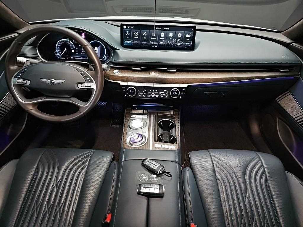 Genesis G80 — photo 07