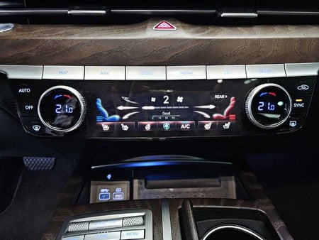 Genesis G80 — photo 09