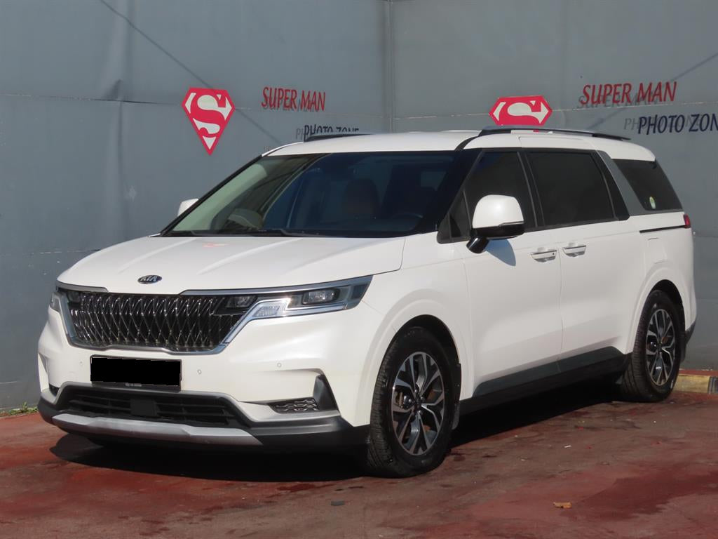 Kia Carnival — photo 01
