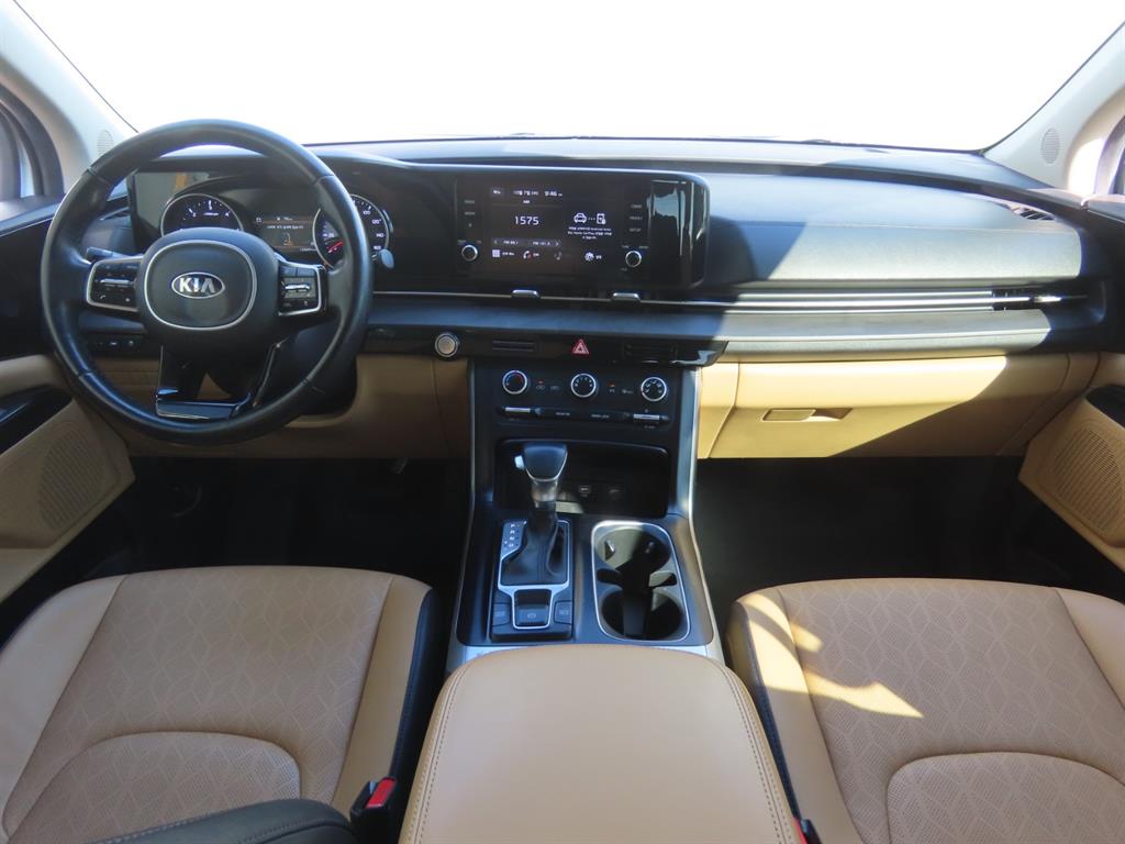 Kia Carnival — photo 08