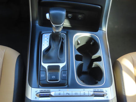 Kia Carnival — photo 12