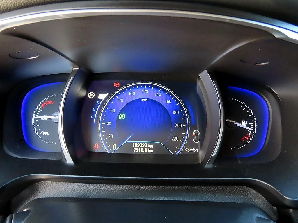 RENAULT SM6 — photo 09