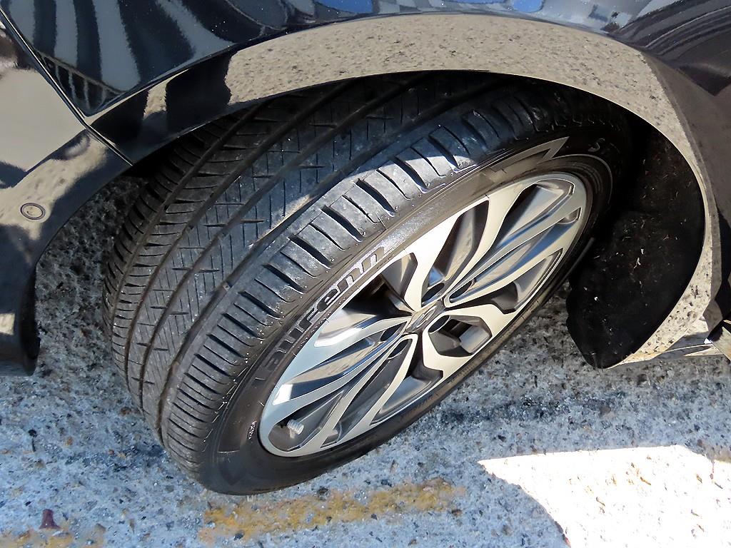 RENAULT SM6 — photo 20
