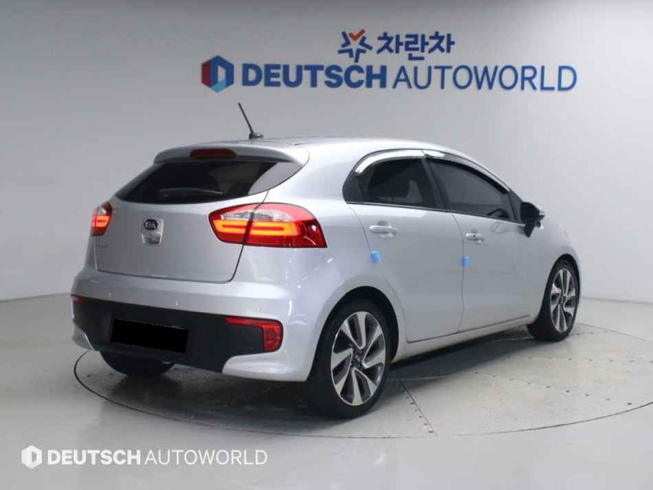 Kia pride — photo 02
