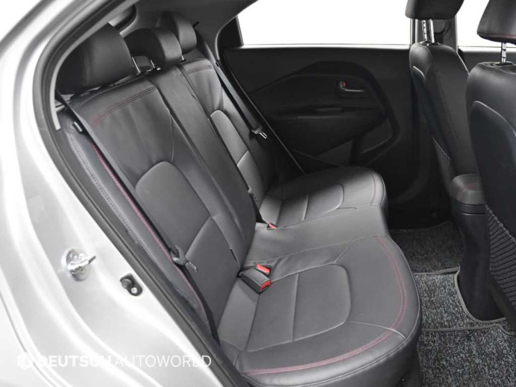 Kia pride — photo 12