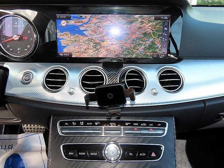 Mercedes-Benz E-Class — photo 13
