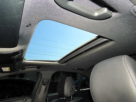 Mercedes-Benz E-Class — photo 17