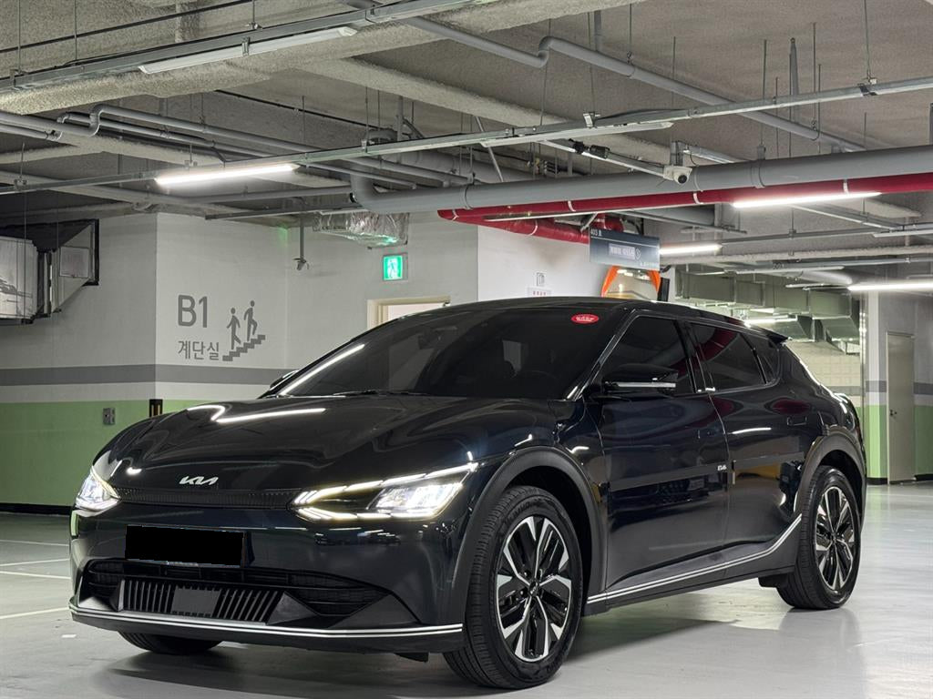 Kia EV6 — photo 01