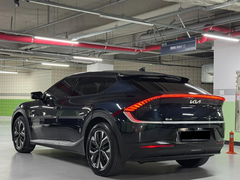 Kia EV6 — photo 04