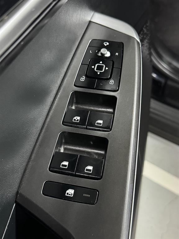 Kia EV6 — photo 16