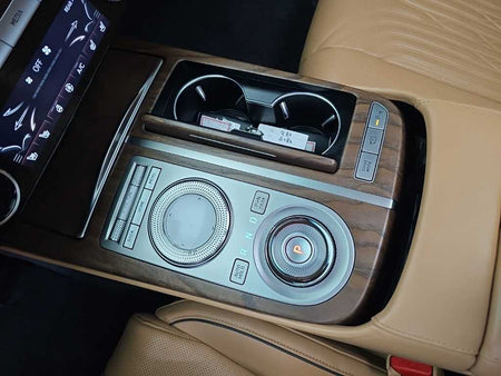 Genesis G80 — photo 08