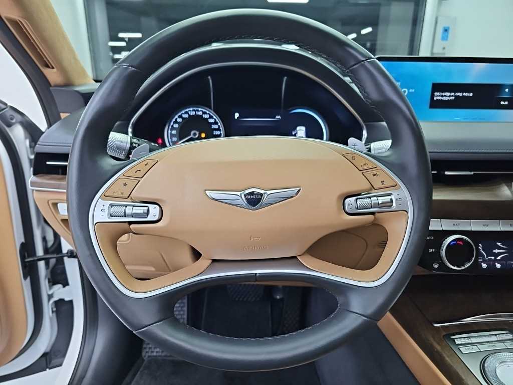 Genesis G80 — photo 09