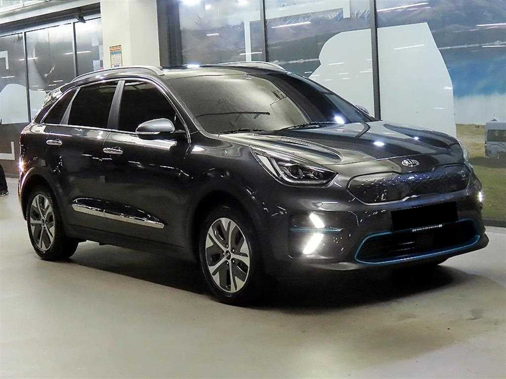 Kia Niro — photo 01