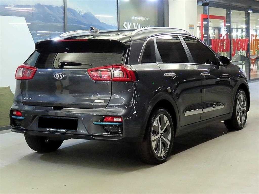 Kia Niro — photo 04