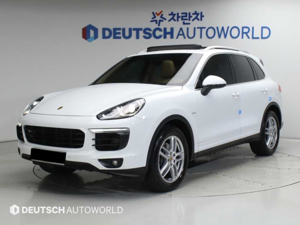 Porsche Cayenne — photo 01