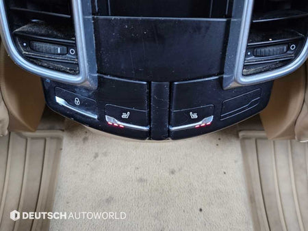 Porsche Cayenne — photo 16