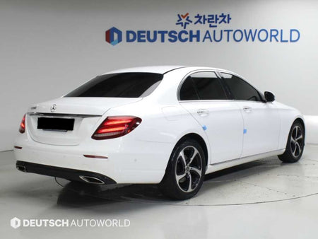 Mercedes-Benz E-Class — photo 02