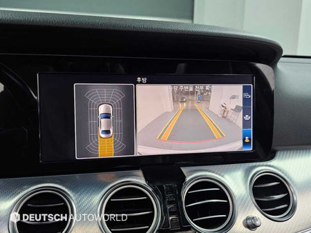 Mercedes-Benz E-Class — photo 15
