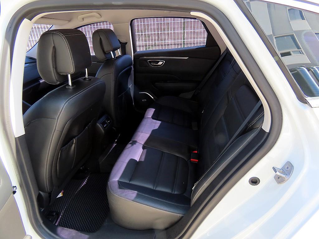 RENAULT SM6 — photo 06