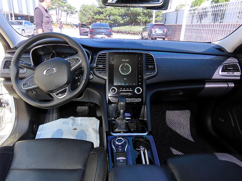 RENAULT SM6 — photo 07