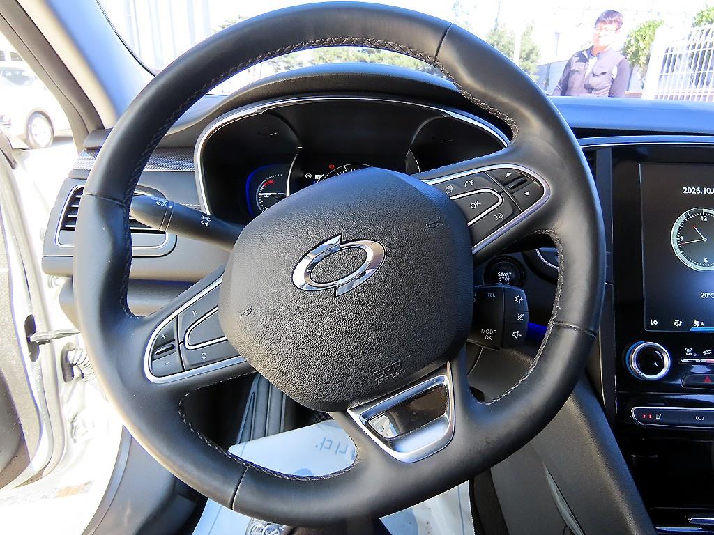 RENAULT SM6 — photo 08