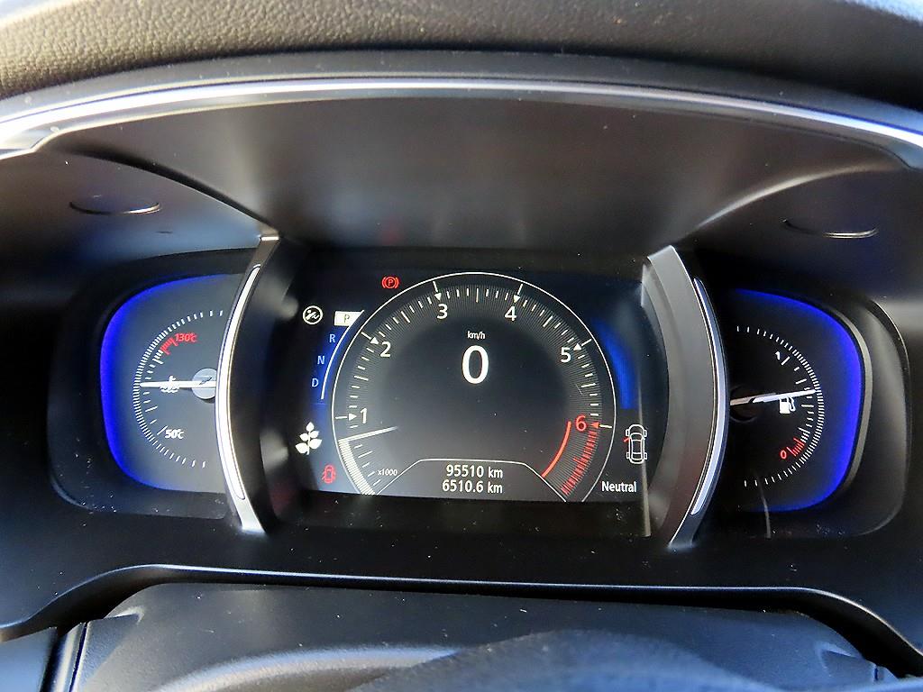 RENAULT SM6 — photo 09
