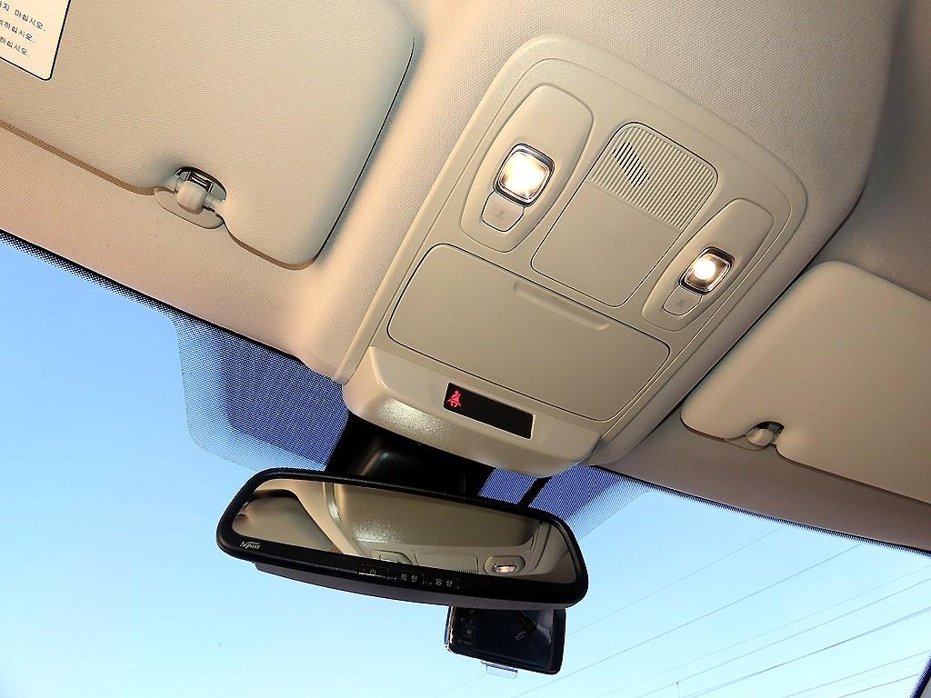 RENAULT SM6 — photo 17