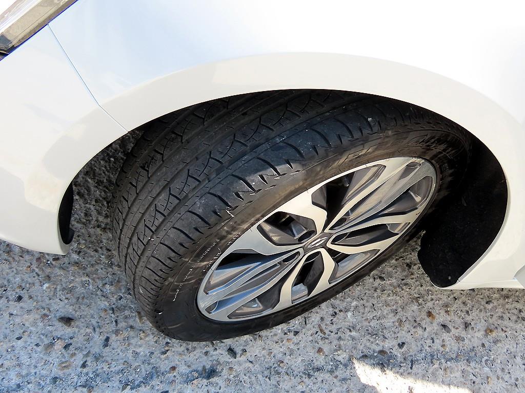 RENAULT SM6 — photo 20