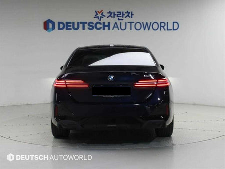 BMW 5-Series — photo 02