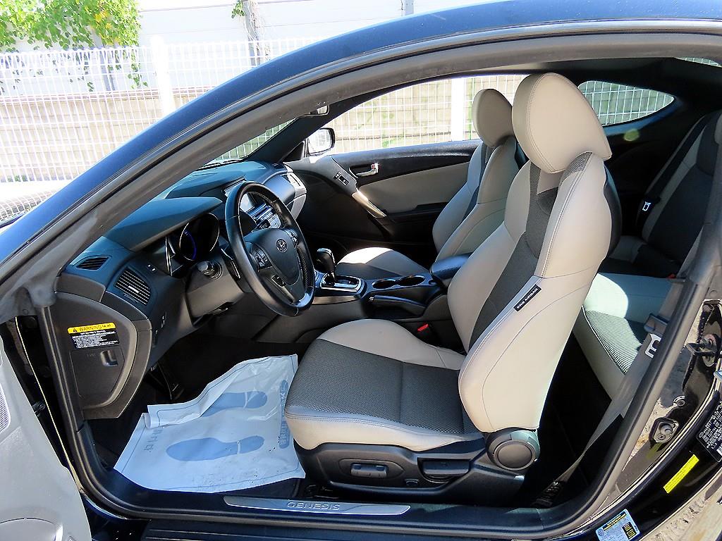 Hyundai Genesis — photo 05