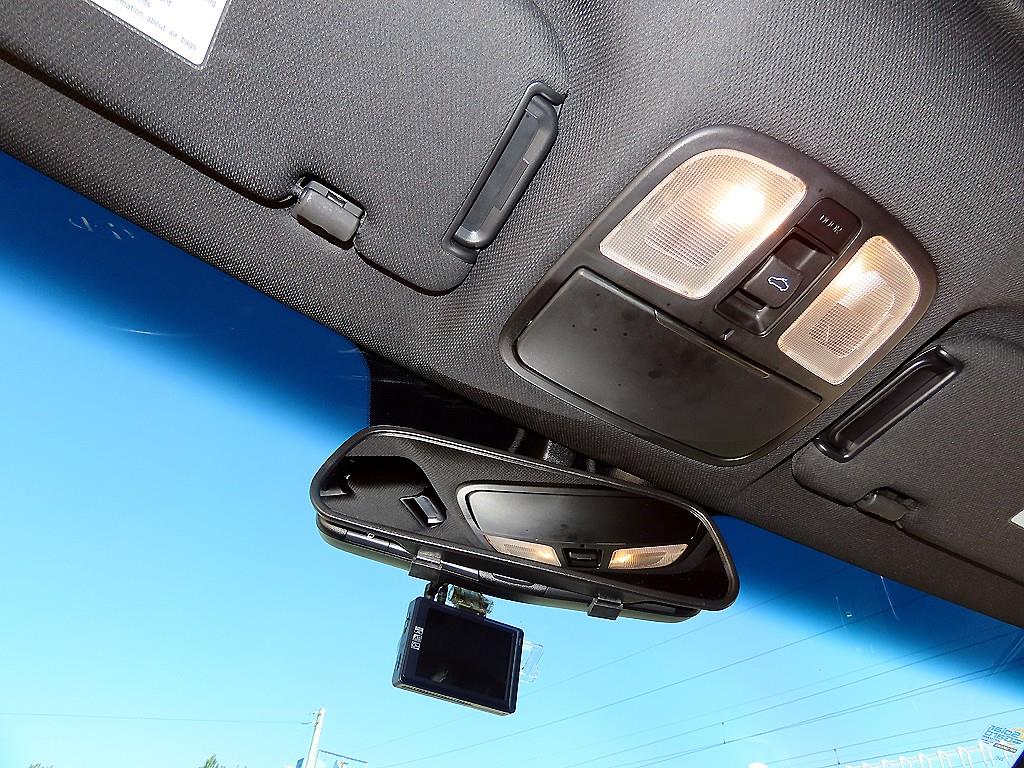 Hyundai Genesis — photo 16