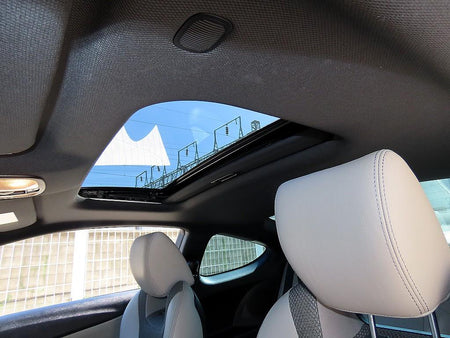 Hyundai Genesis — photo 17