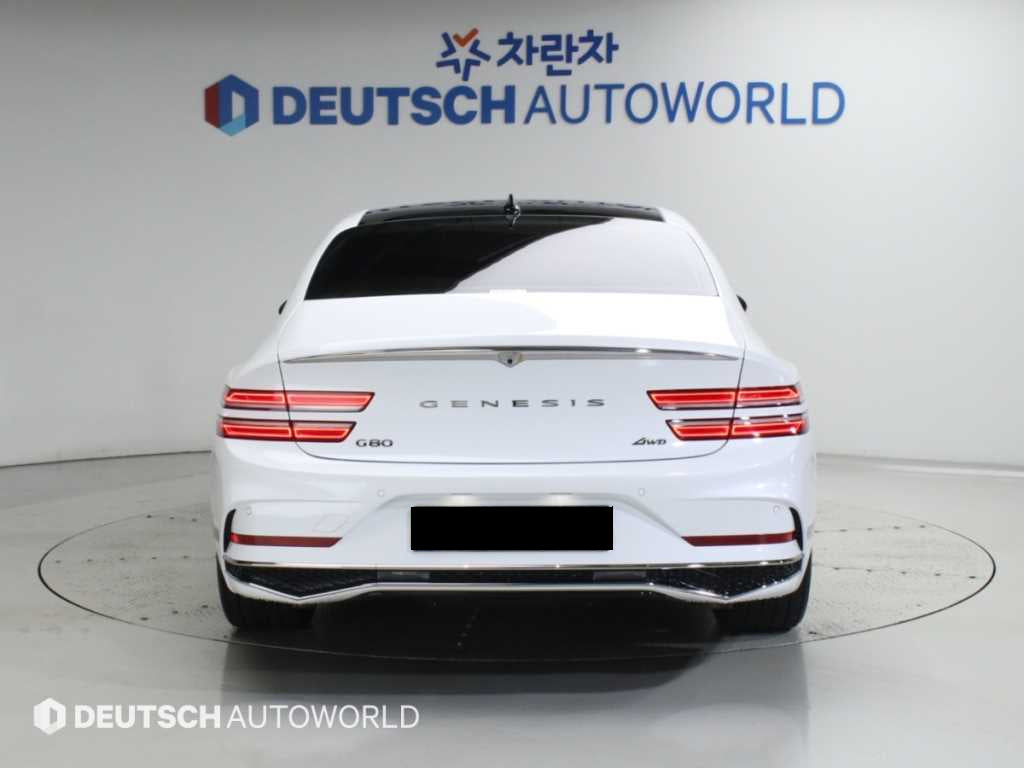 Genesis G80 — photo 04