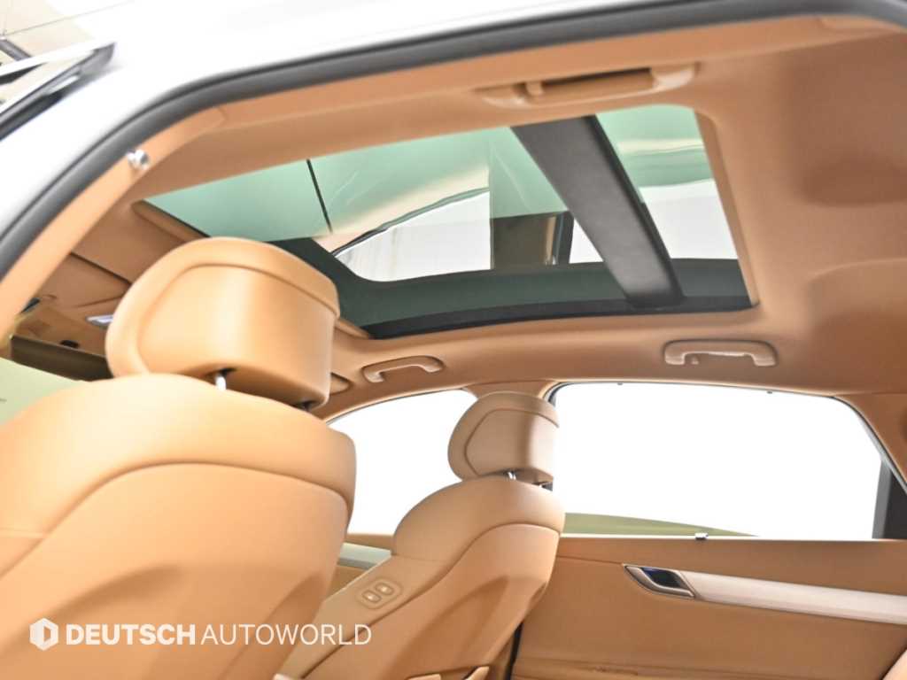 Genesis G80 — photo 18