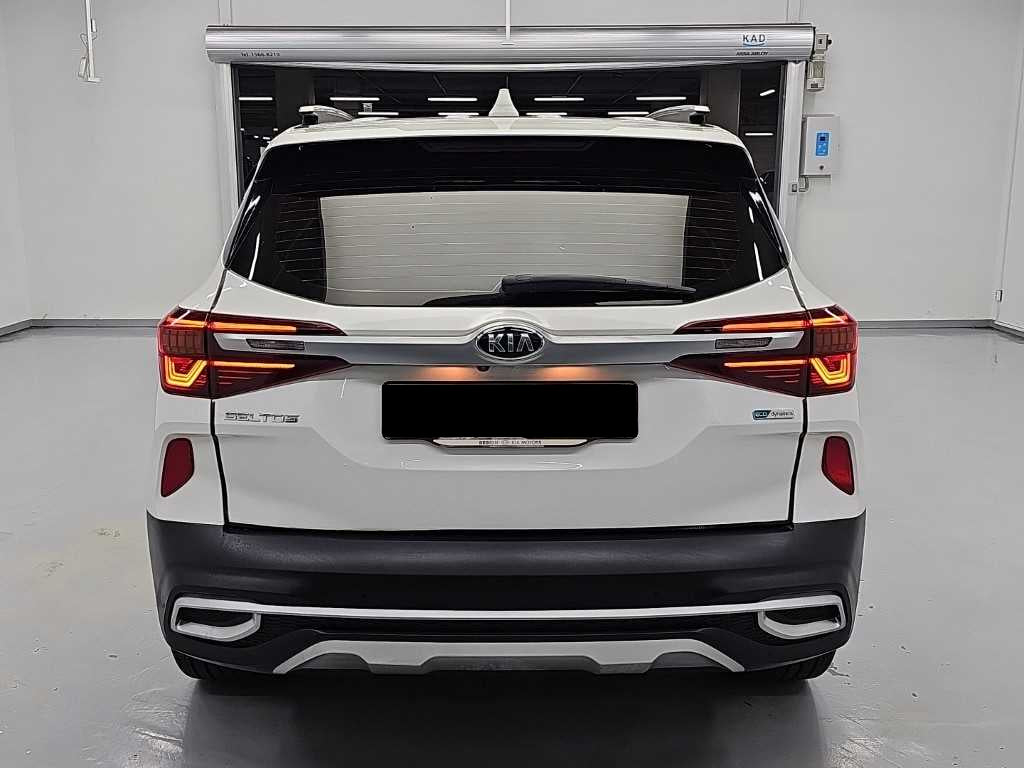Kia Seltos — photo 03