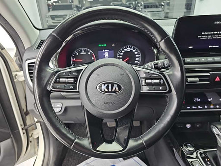 Kia Seltos — photo 09